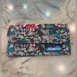 25th Anniversary KAVU Black Floral Wallet
